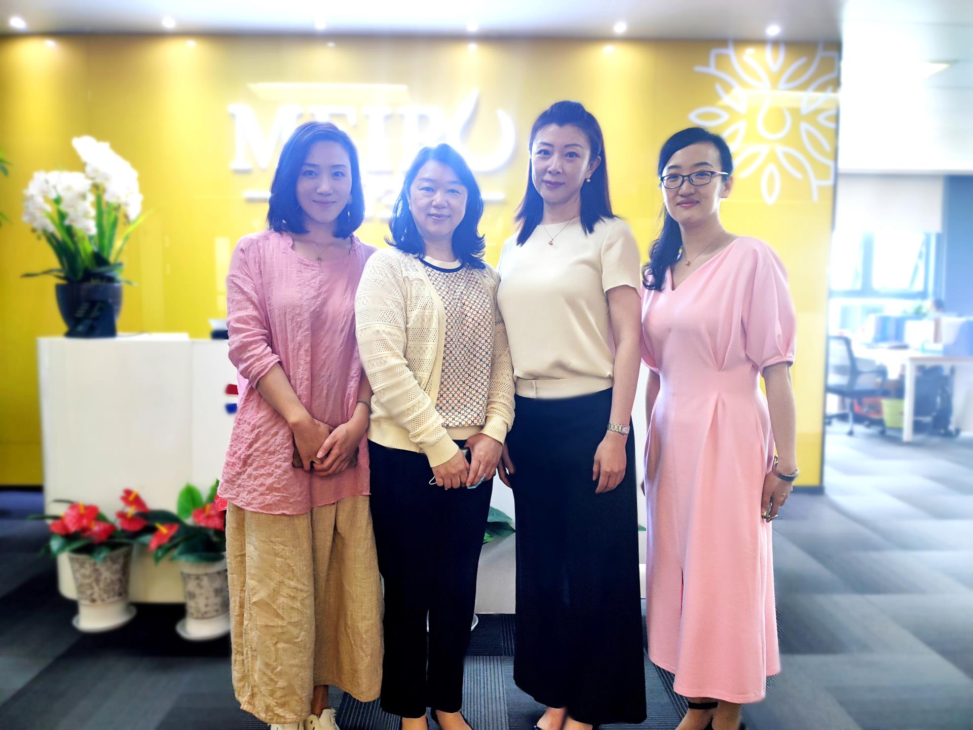 江岸区妇联领导莅临9游会官方网站医药集团走访调研，助力企业发展