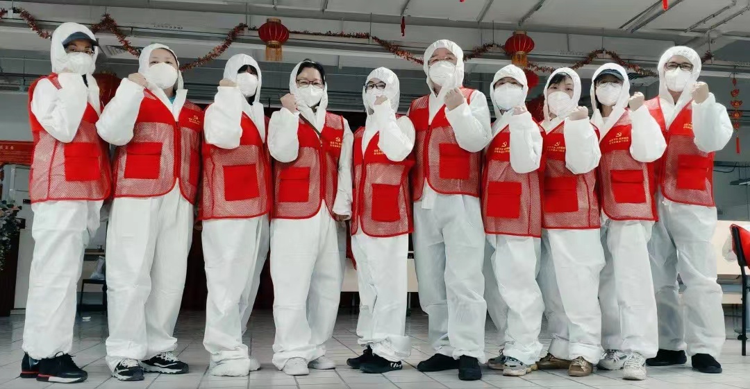 9游会官方网站医药党群志愿服务队深入社区，助力疫情防控